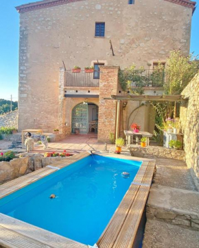 Casa Pardal Coliving & Coworking